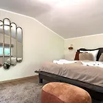 Apartment Sunny 2